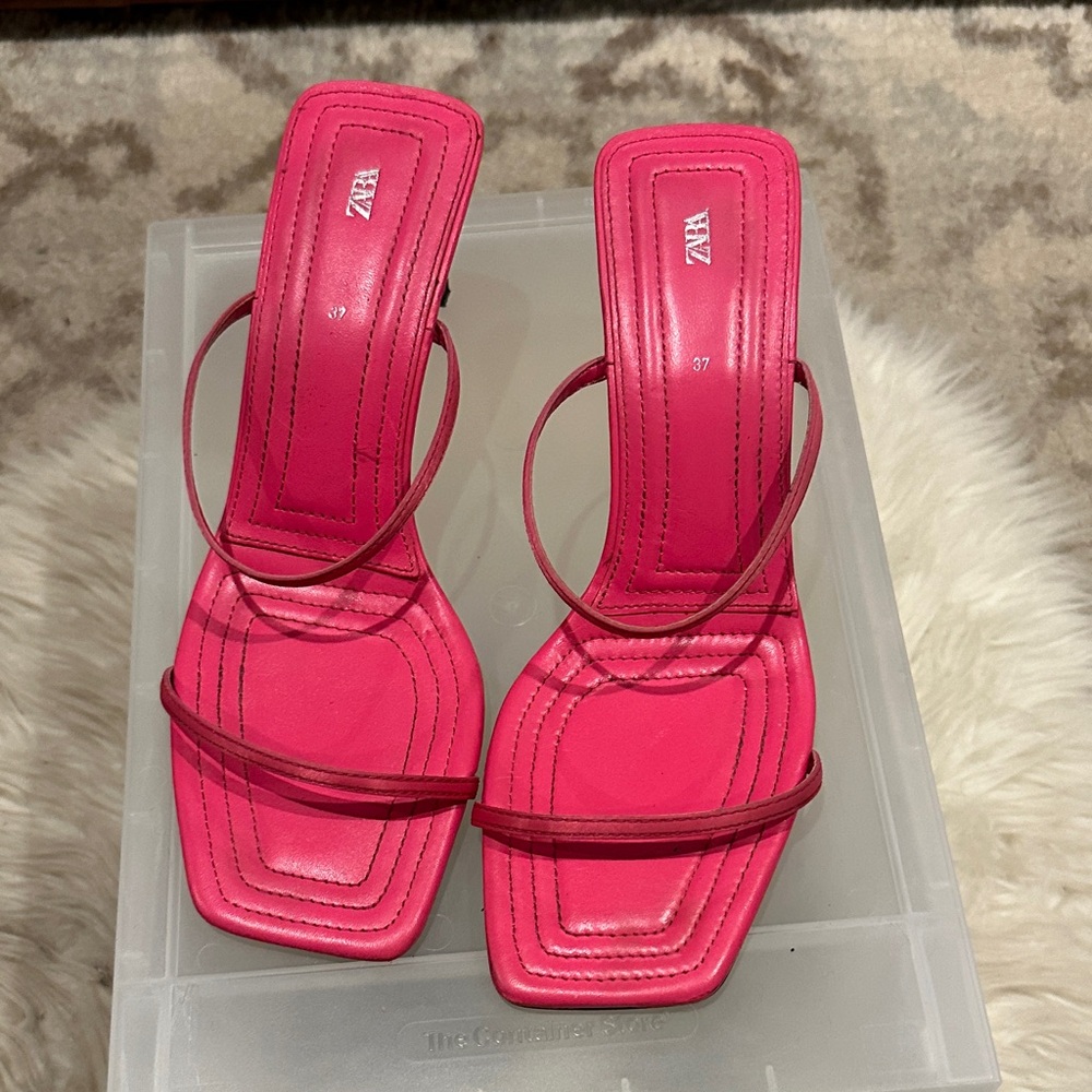 Zara Women's Vibrant Pink Heels